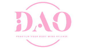 Praktijk DAO logo roze op wit